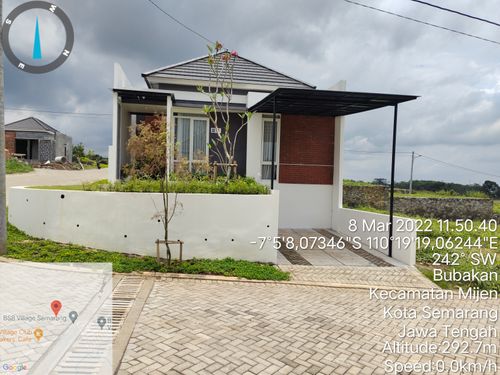 foto tampak rumah tipe Meranti 42 perumahan BSB Village Lokka Kayon