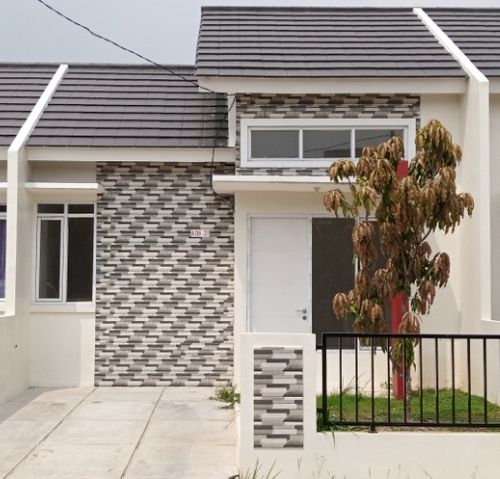 foto tampak rumah tipe 30/90 perumahan Taman Kirana Surya 2