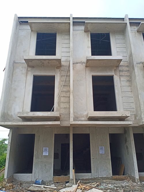 foto tampak rumah tipe BL 3 Hook perumahan Duta Indah Residence 3