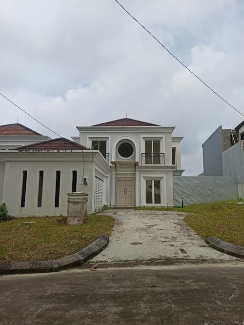 foto tampak rumah tipe THE PEAK perumahan CITRALAND SAMARINDA