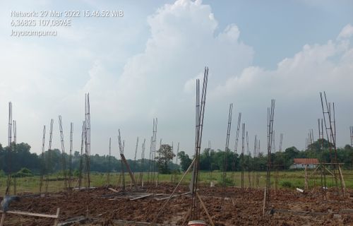 foto posisi tengah perumahan PERUMAHAN DUTA GREEN JAYASAMPURNA