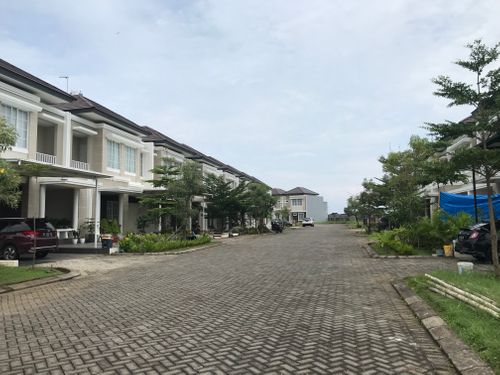 foto posisi tengah perumahan Water Front City 2 The Mansion
