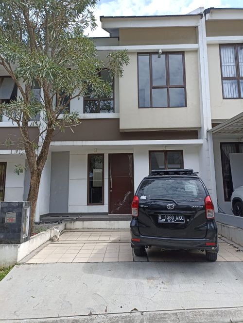 foto tampak rumah tipe LANTANA perumahan SERPONG JAYA THE SPRING