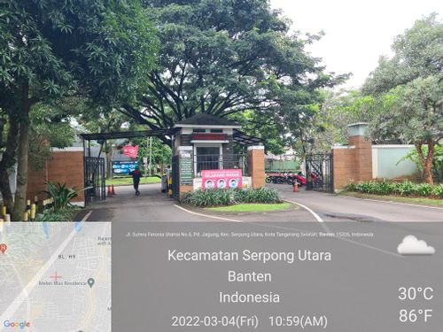 foto gerbang perumahan SUTERA FERONIA PARK