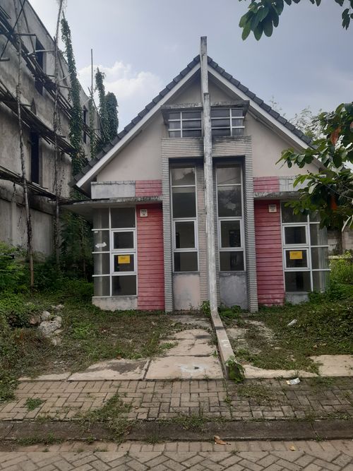 foto tampak rumah tipe THE RANCH AVENUE EDELWEIS 106 perumahan CIBUBUR COUNTRY