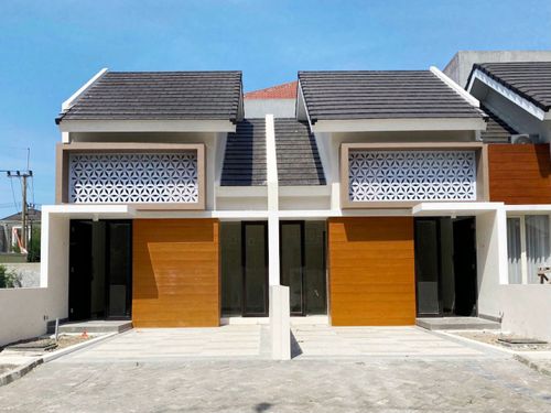 foto tampak rumah tipe ADENIA perumahan PURI SAFIRA REGENCY