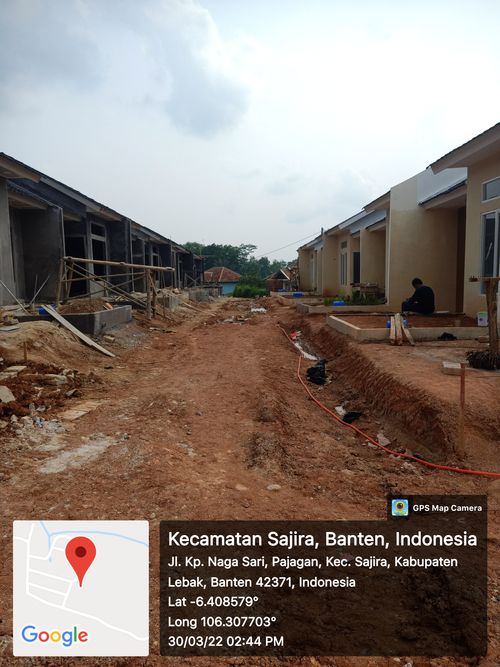 foto posisi tengah perumahan KARIAN CITY