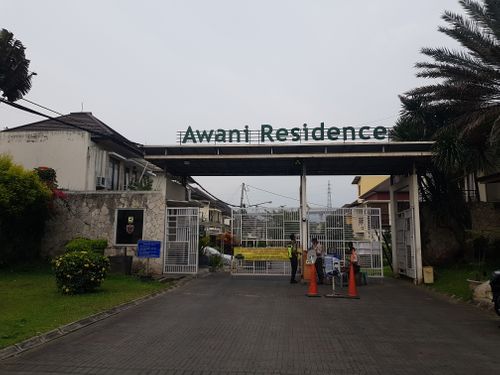 foto gerbang perumahan The Awani Residence 2