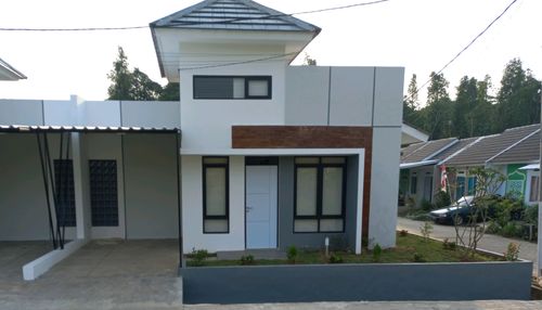 foto tampak rumah tipe Morocco perumahan Griya Bukit Intan