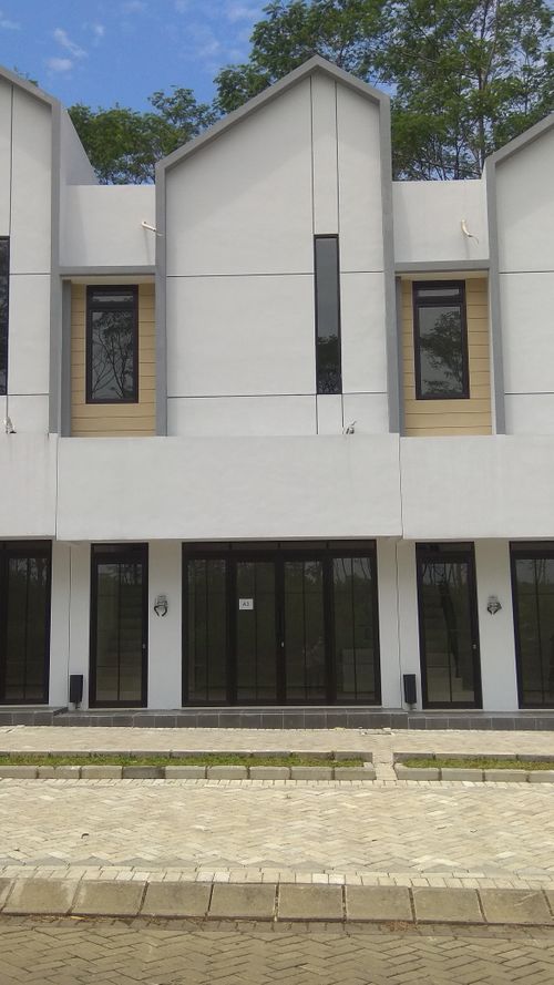 foto tampak rumah tipe Mhouse A-2 perumahan The Araya