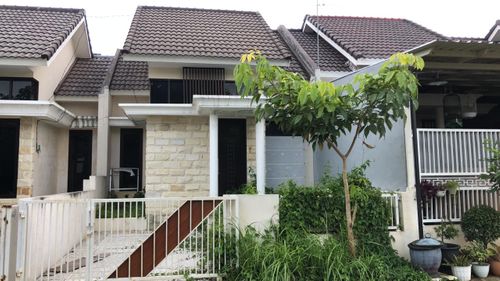 foto tampak rumah tipe 45/84 E4-115 perumahan PT ALAM MAHAMERU