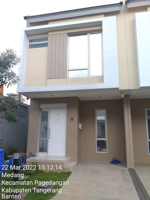 foto tampak rumah tipe MILANO 21/18 perumahan MILANO VILLAGE 2