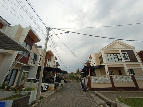 foto posisi tengah perumahan G-Land Cilengkrang Residence Blok G-I