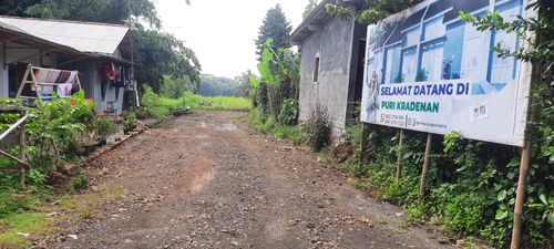 foto gerbang perumahan PURI KRADENAN