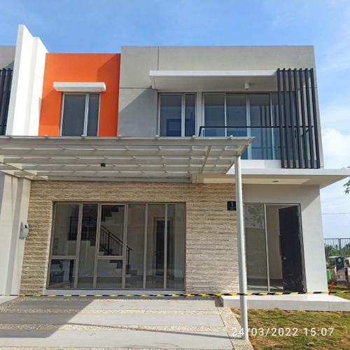 foto tampak rumah tipe RAFLESIA perumahan PIK 2 - DISTRICT 26