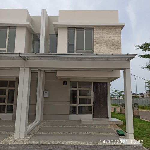 foto tampak rumah tipe BLUE IVY perumahan PIK 2 - DISTRICT 26