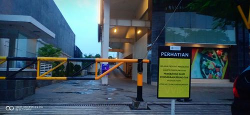 foto gerbang perumahan MNC LAND SURABAYA