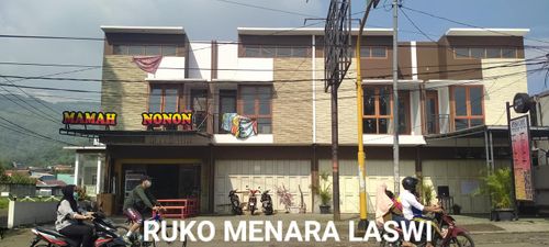 foto tampak rumah tipe RUKO perumahan PERUMAHAN MENARA LASWI