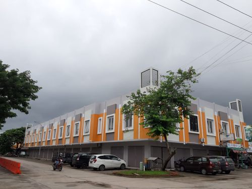 foto tampak rumah tipe Ruko Sudut 7.2 x 12 perumahan PAGODAM - MUTIARA GADING 1