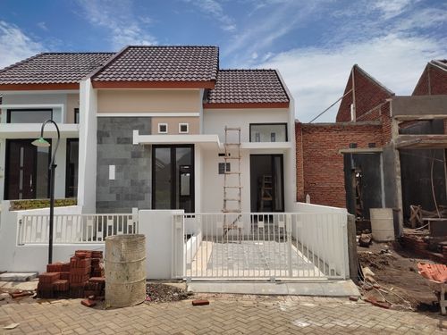 foto tampak rumah tipe 31/60 F1-140 perumahan PT ALAM MAHAMERU