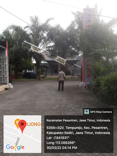 foto gerbang perumahan GRIYA SEKARTAJI INDAH