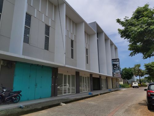 foto tampak rumah tipe C perumahan SHOP OFFICE AMARYLLIS
