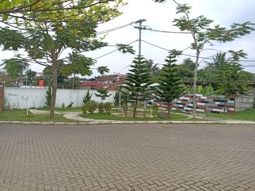 foto posisi tengah perumahan Qianna Residence