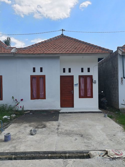 foto contoh rumah perumahan PERUM. NARATAMA RESIDENCE KEROBOKAN II