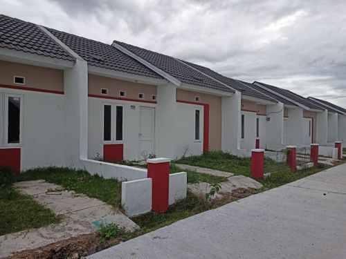 foto tampak rumah tipe 36/65 perumahan BANTEN INDAH PERMAI 2