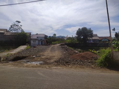 foto posisi tengah perumahan SHIFA RESIDENCE 3