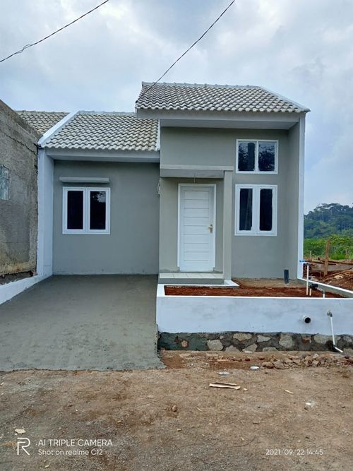 foto tampak rumah tipe 36/72 perumahan BUANA KALANGSARI RESIDENCE