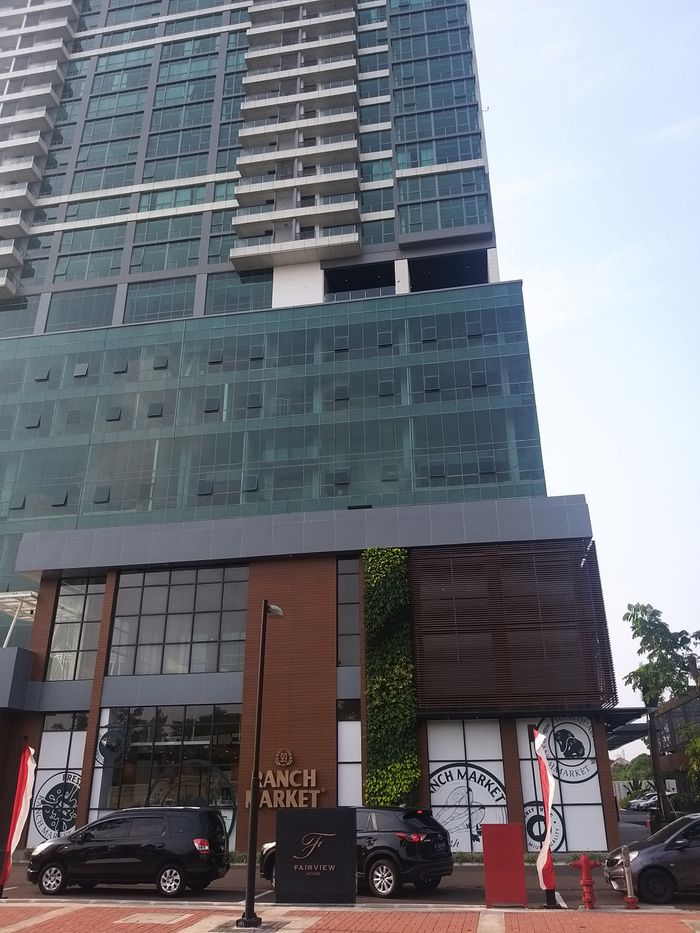 foto tampak rumah tipe Fairview SOHO U1-29A perumahan Fairview House & Hillcrest House