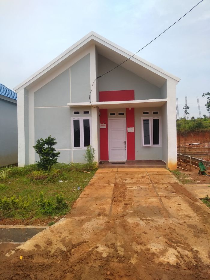 foto tampak rumah tipe 36 perumahan cahaya langit gandus 1