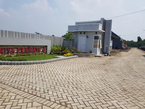 foto gerbang perumahan GRIYA PERMATA 4
