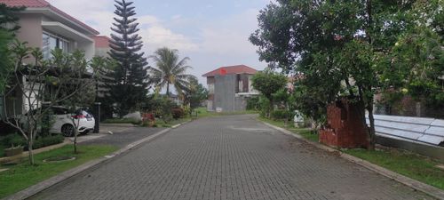 foto posisi tengah perumahan TATAR NAGANINGRUM KBP