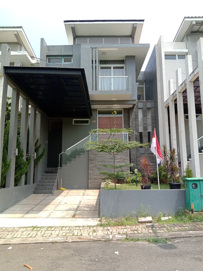 foto tampak rumah tipe 153 UPSLOOPE perumahan MODERN HILLS - CLUSTER TRANSQUILITY