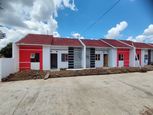 foto contoh rumah perumahan GRIYA BHINA KARYA KENEP