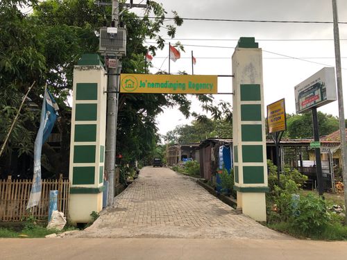 foto gerbang perumahan JE'NEMADINGING REGENCY TAHAP 2