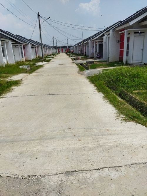 foto posisi tengah perumahan GRIYA MUKTI RESIDENCE TAHAP III