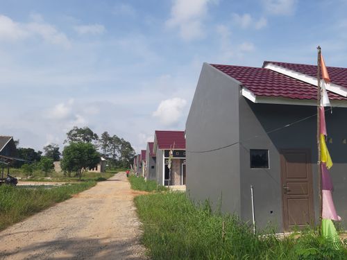 foto gerbang perumahan Cahaya Residence 15