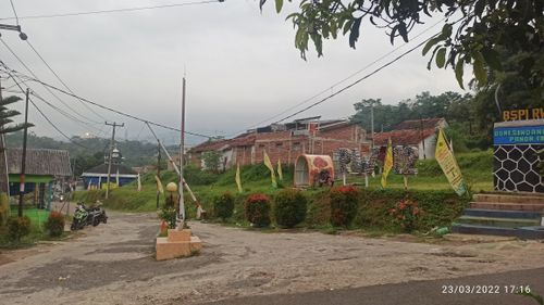 foto gerbang perumahan Bumi Sindangpanon Indah
