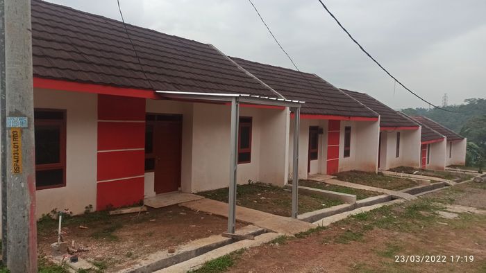 foto tampak rumah tipe Subsidi perumahan Bumi Sindangpanon Indah