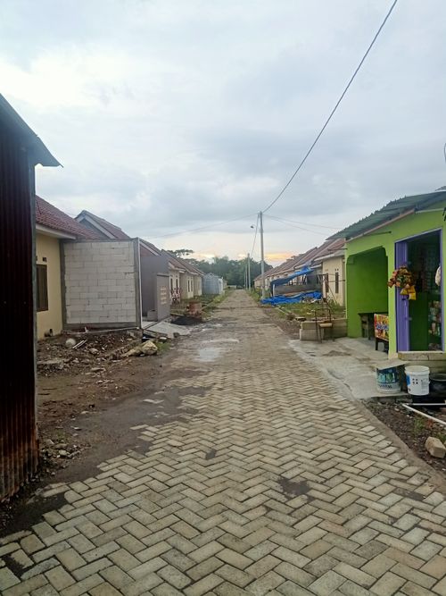 foto posisi tengah perumahan CITRA JAYA GROGOL