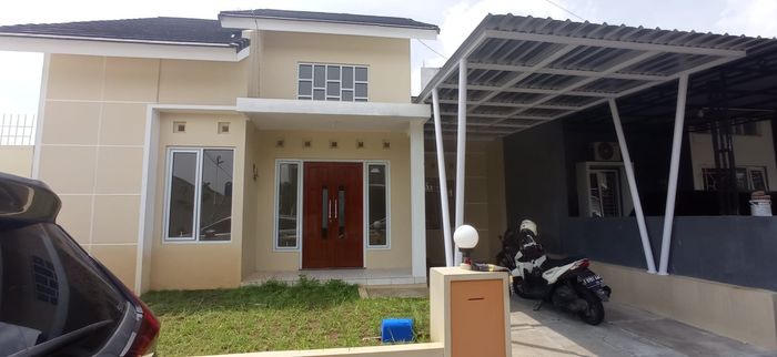 foto tampak rumah tipe A2-05 perumahan GRAND PANORAMA