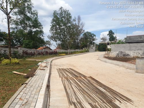 foto posisi tengah perumahan THE FOREST HILL