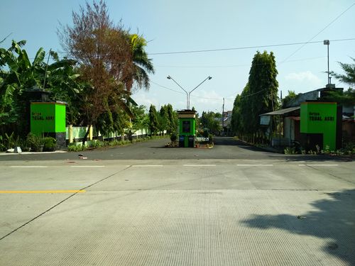 foto gerbang perumahan Griya Tegal Asri