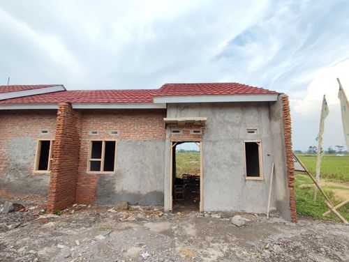 foto contoh rumah perumahan GRIYA BHINA KARYA COMBONGAN