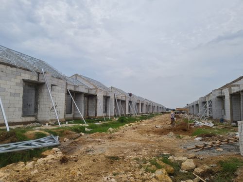 foto posisi tengah perumahan Alam Elok