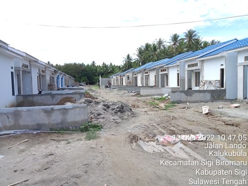 foto posisi tengah perumahan JINGGALAND KALUKUBULA