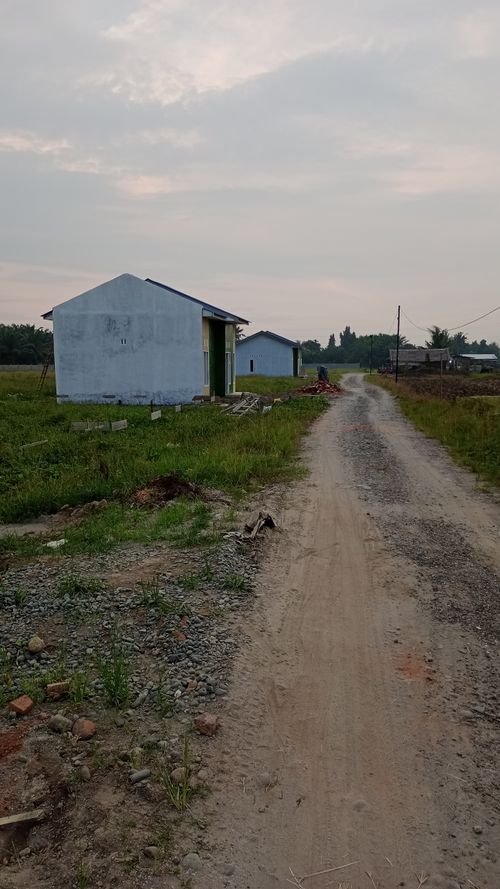 foto posisi tengah perumahan KARYA GREEN RESIDENCE II
